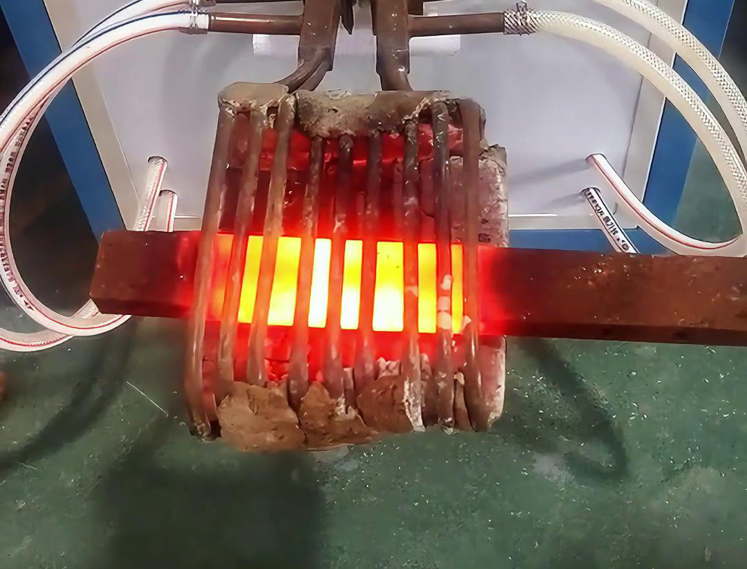 超音频91香蕉视频污版加热设备广泛应用于各种金属工件的加热