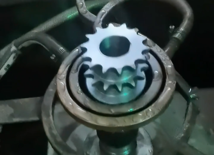 链轮淬火全过程曝光！这种工艺太关键了！
